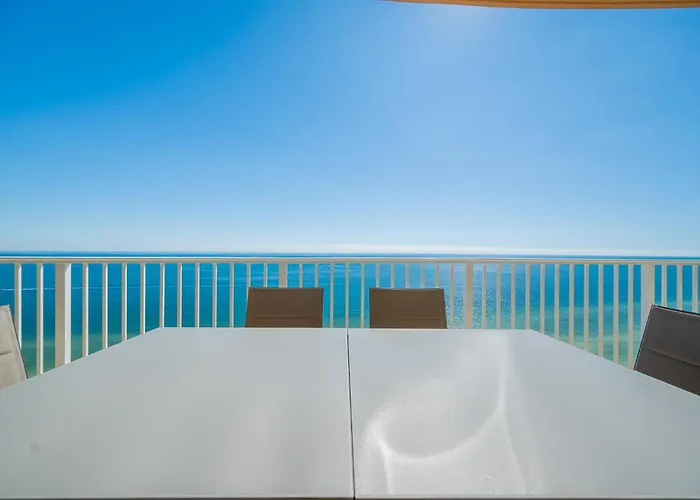 Phoenix Gulf Towers 2103
